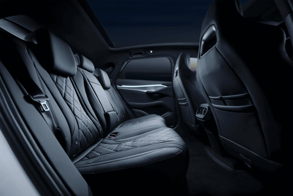 2026 BYD 씨라이언7 2열