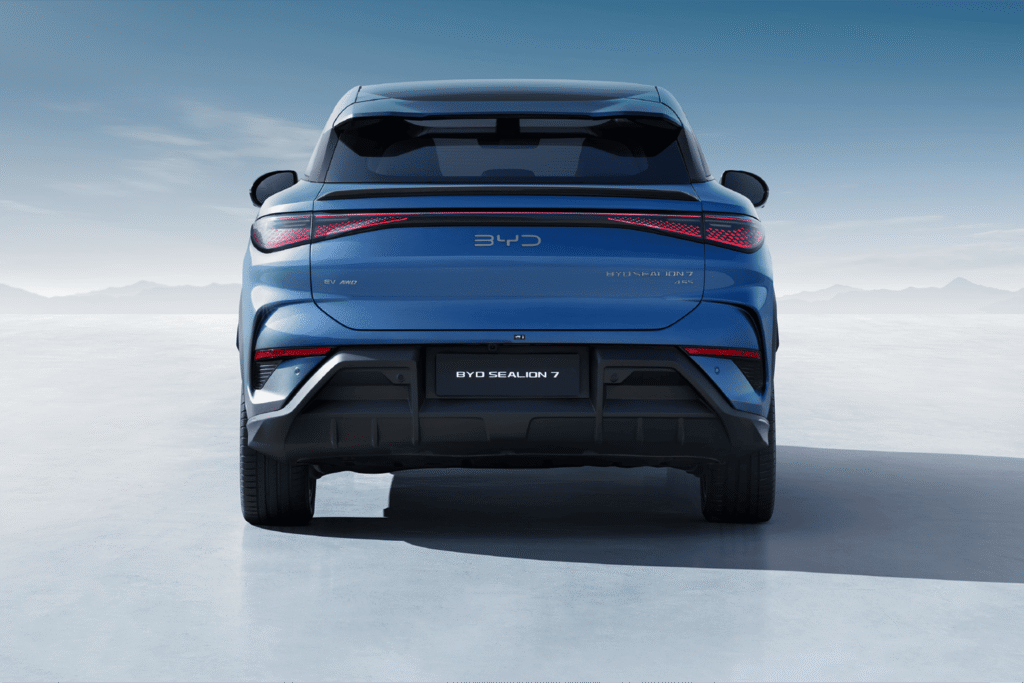 BYD 씨라이언7 후면