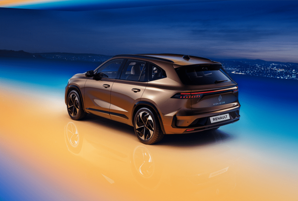 세련된 디자인의 SUV 차량