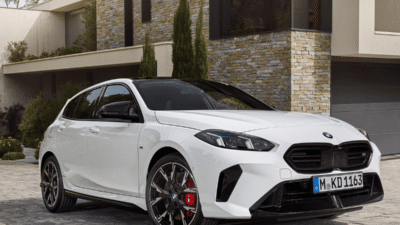 BMW 1 F70 노이어 클라쎄 측면