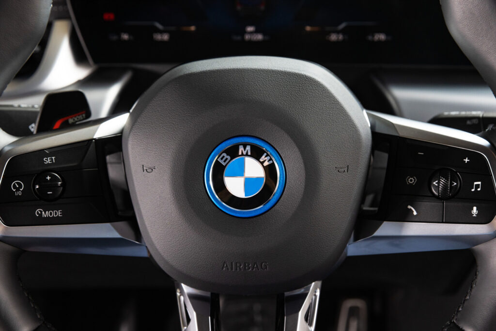 BMW iX1 xDrive30
