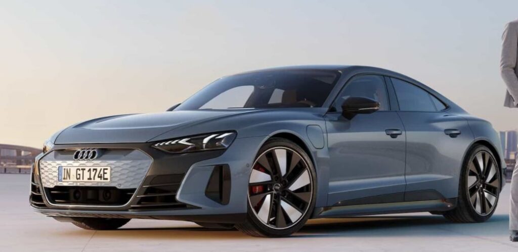 2026 아우디 e-트론 GT 측면