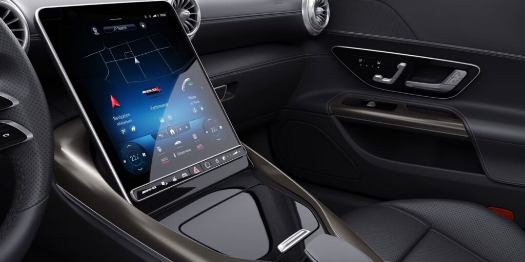 벤츠 SL 7세대 AMG SL 63 E-퍼포먼스 디스플레이