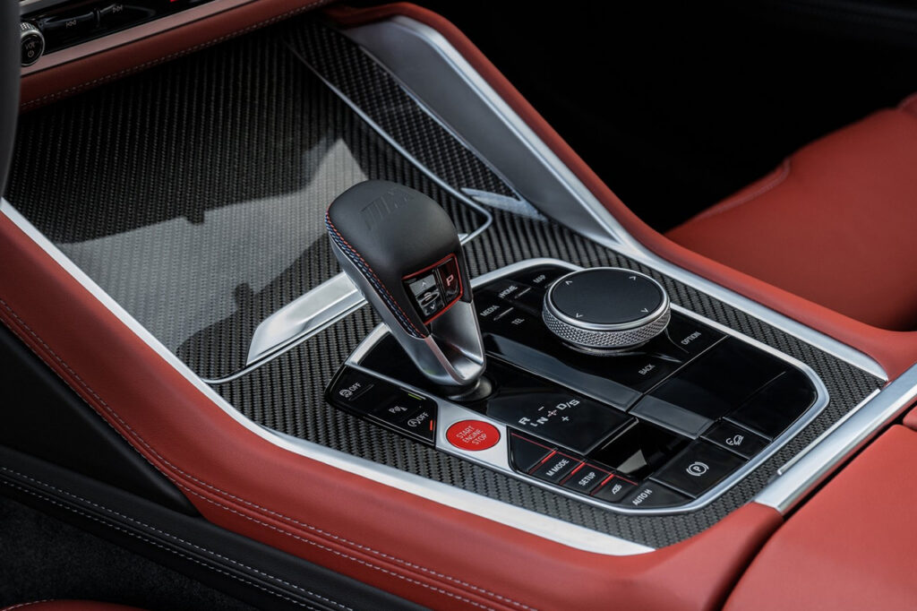 2026 BMW X6 M 변속기어