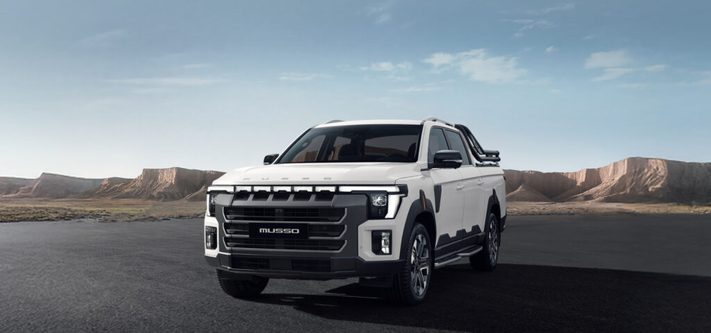 KGM 신형 무쏘 흰색