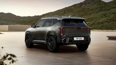 2026 디 올 뉴 셀토스가 서있는 모습