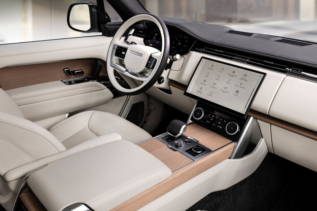 2026 랜드로버 레인지로버 5세대 실내모습