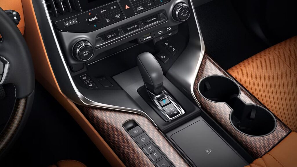 2026 렉서스 LX 700h 변속기어