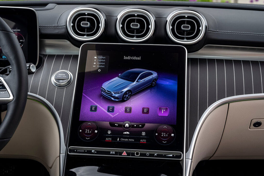 2026 벤츠 C클래스(5세대) 디스플레이