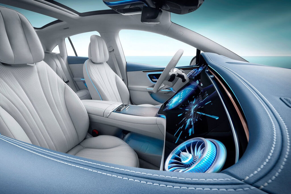 2026 벤츠 EQE 보조석