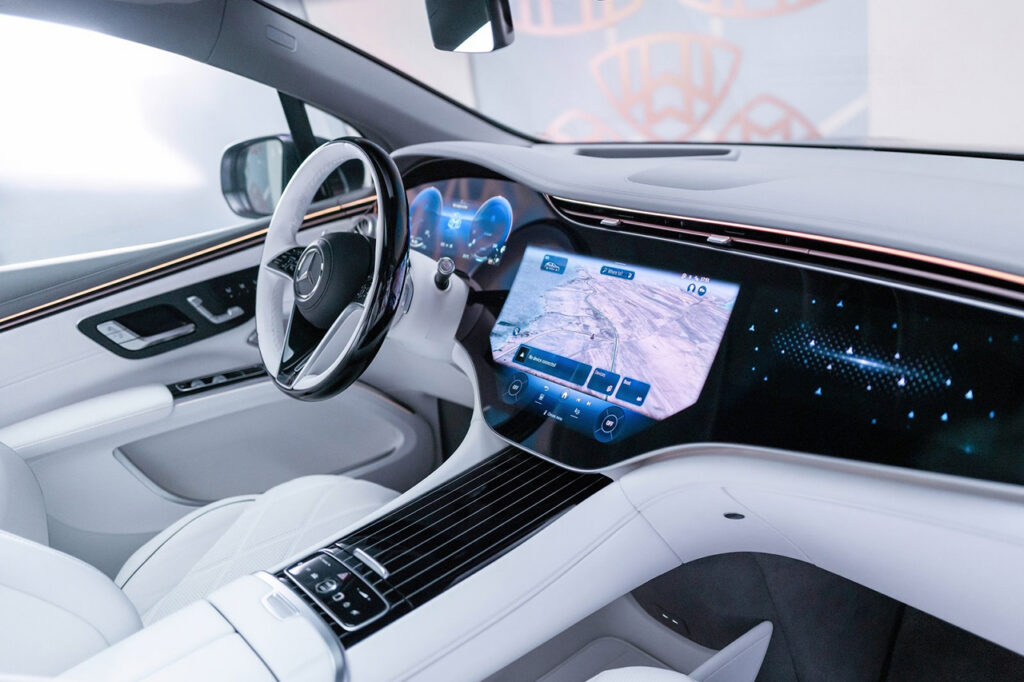 2026 벤츠 마이바흐 EQS SUV 화이트시트