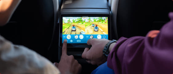 2026 테슬라 모델 Y 주니퍼 엔터테인먼트