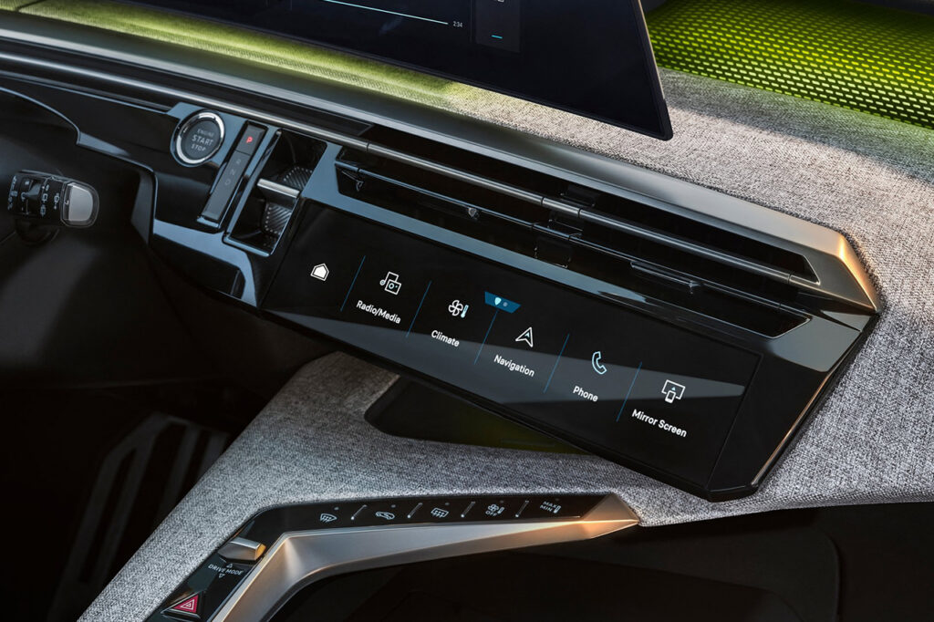 푸조 5008 하이브리드 조작부