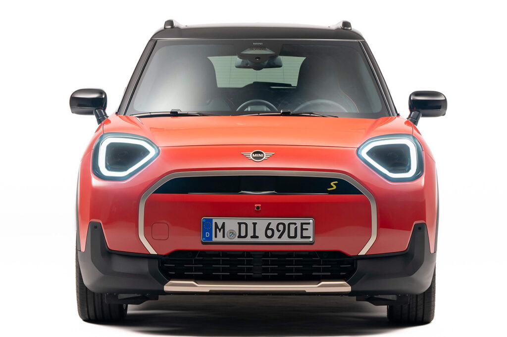 2026 미니 에이스맨 정면 모습