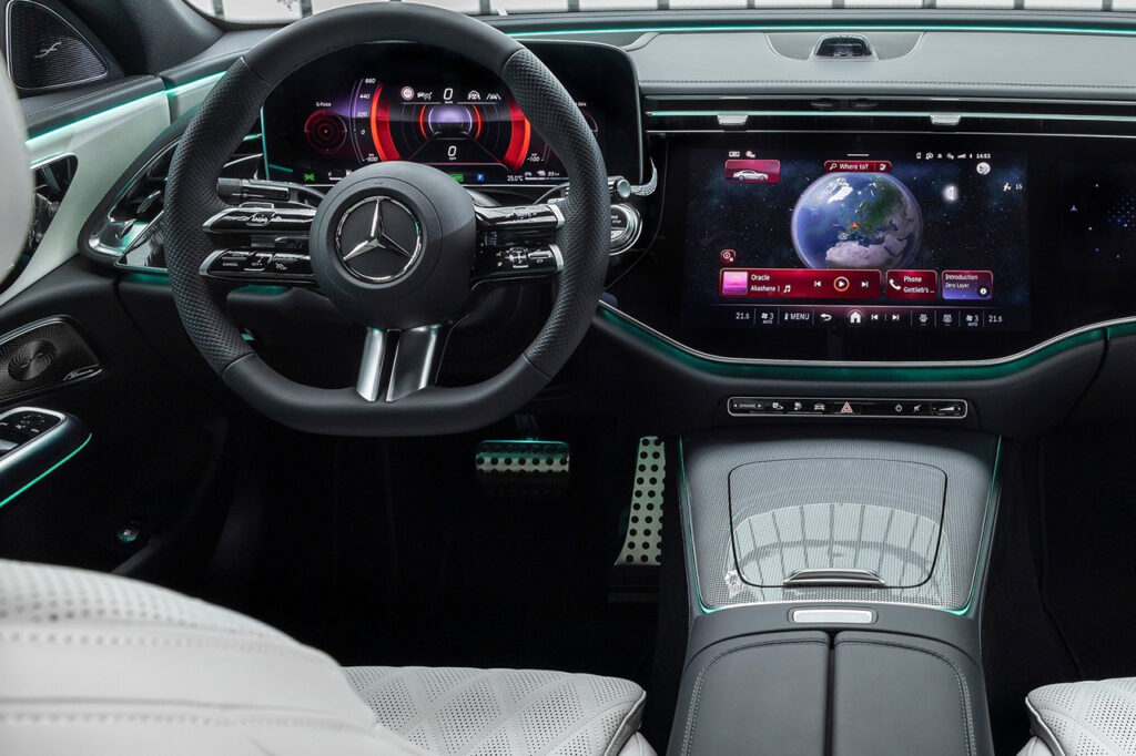 2026 벤츠 E클래스 운전석