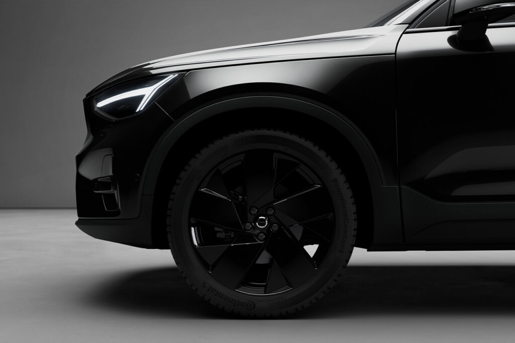 2026 볼보 XC40 옆모습