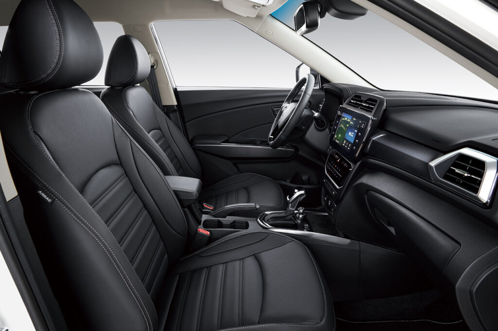 뉴 티볼리 실내 인테리어