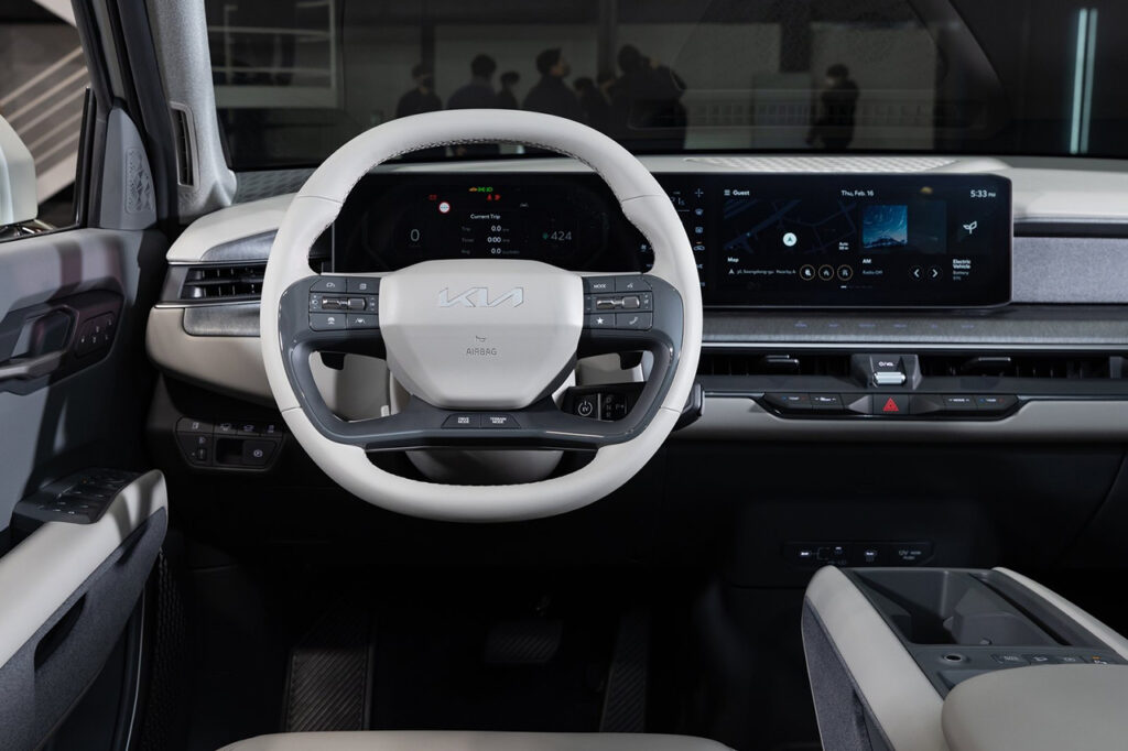 2026 기아 EV9 운전석