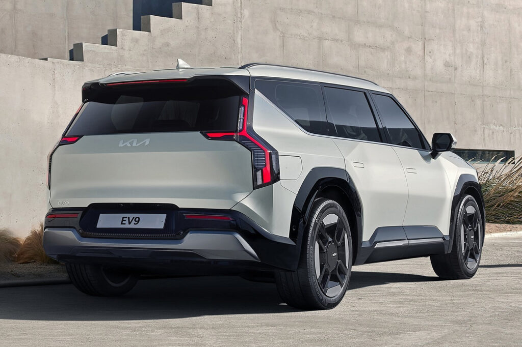 2026 기아 EV9 뒷모습