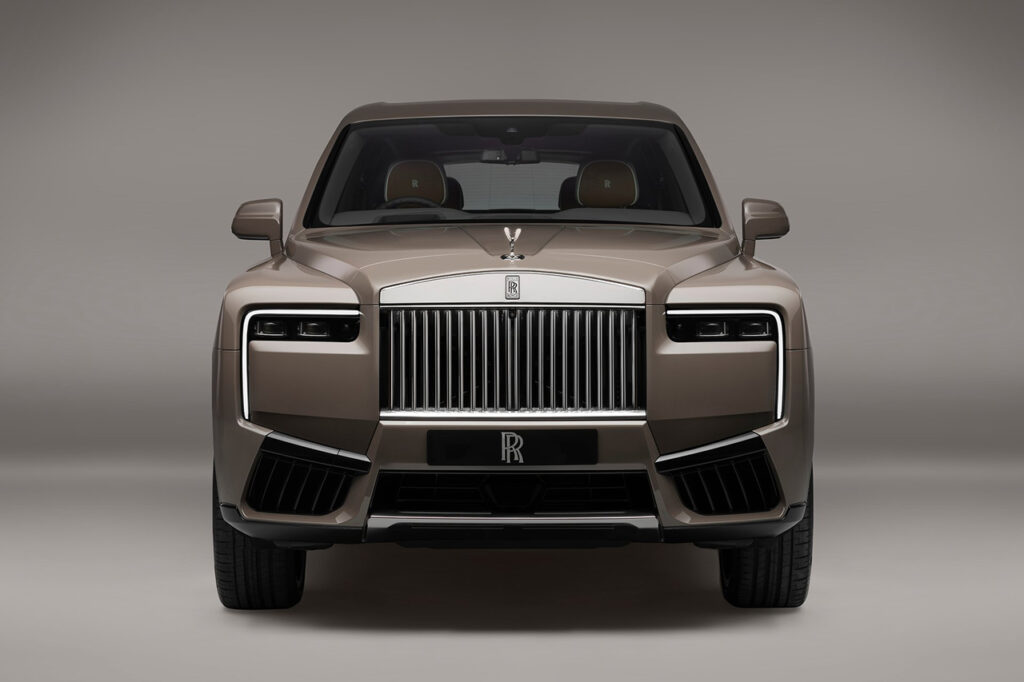 2026 롤스로이스 컬리넌 시리즈2 전면 모습