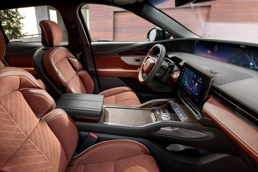 2026 링컨 노틸러스 하이브리드 1열