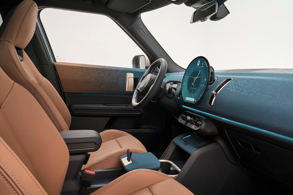 2026 미니 미니 컨트리맨 일렉트릭(3세대) 1열