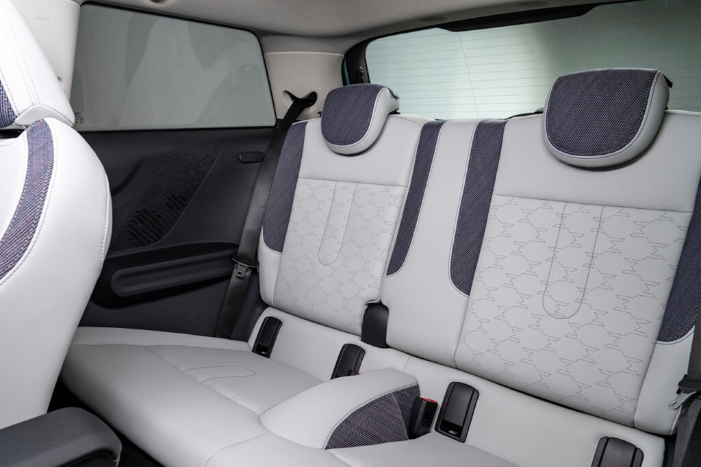 2026 미니 미니 쿠퍼(4세대) 2열