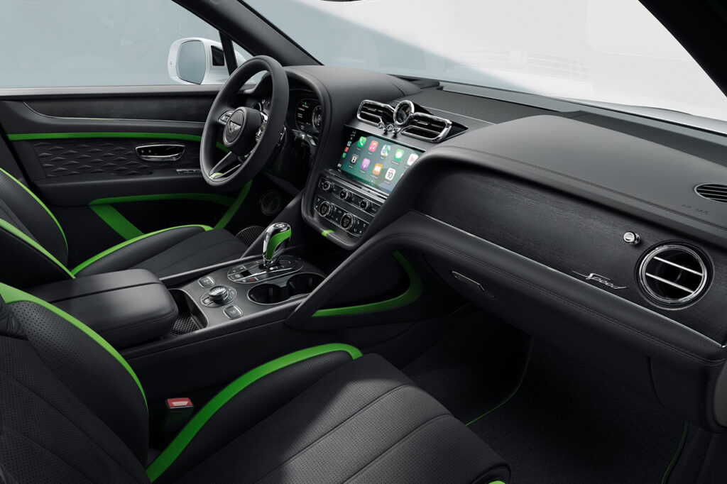 2026 벤틀리 벤테이가 1열