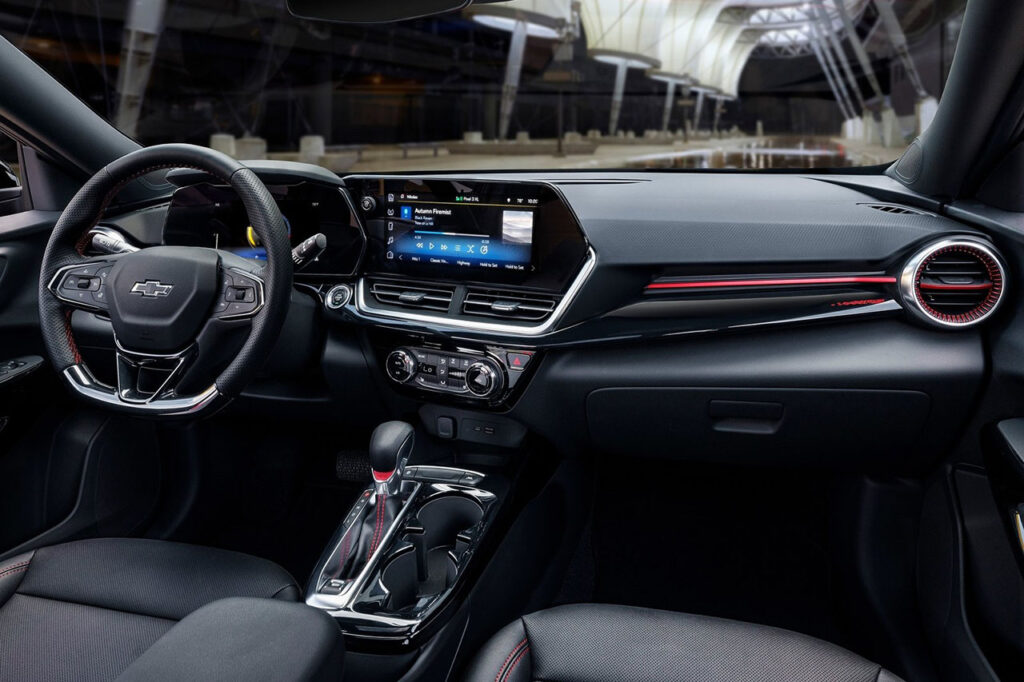 2026 쉐보레 트랙스 크로스오버 1열