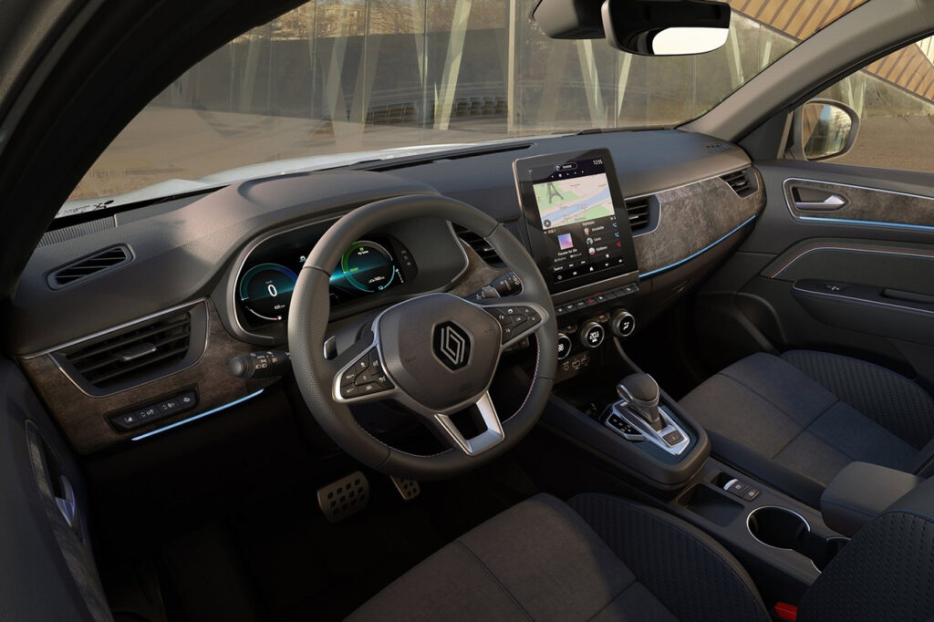 2027 르노코리아 아르카나 하이브리드 핸들