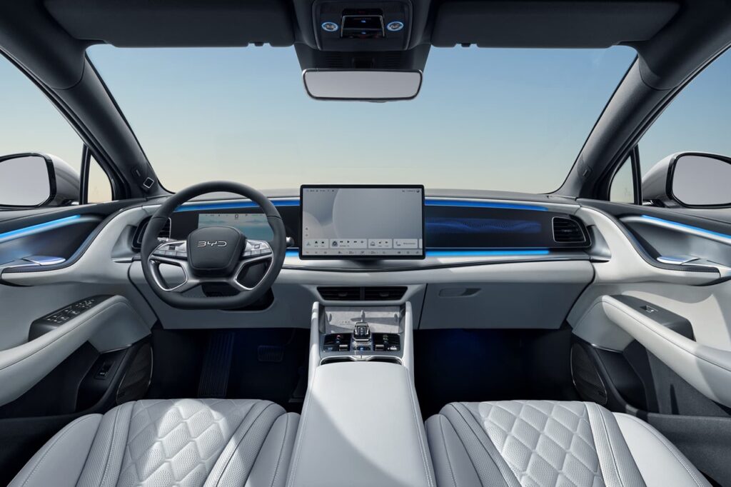 2026 비야디 씨라이언 7 인테리어 1열 모습
