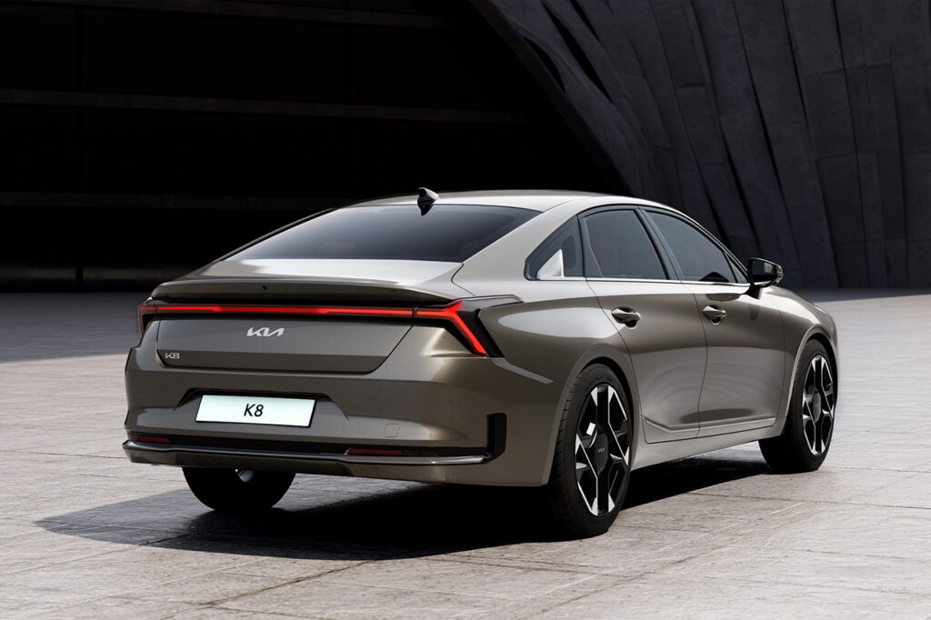 2027 기아 뉴 K8 하이브리드(GL3) 뒷모습