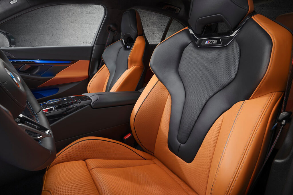2027 BMW M5 1열 모습