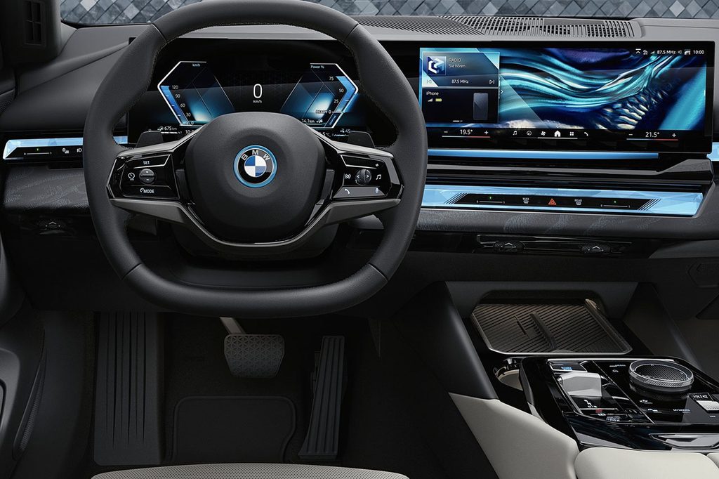 BMW 5시리즈 핸들 모습